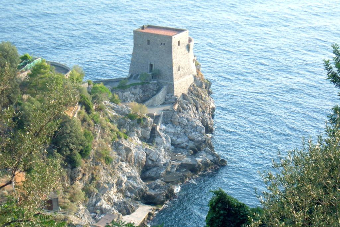 media/plg_solidres_experience/images/22ac3c5a5bf0b520d281c122d1490650/AmalfiCoastSelect/Torre di Grado a Praiano.JPG